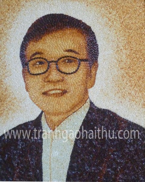 Tranh gạo chân dung khách